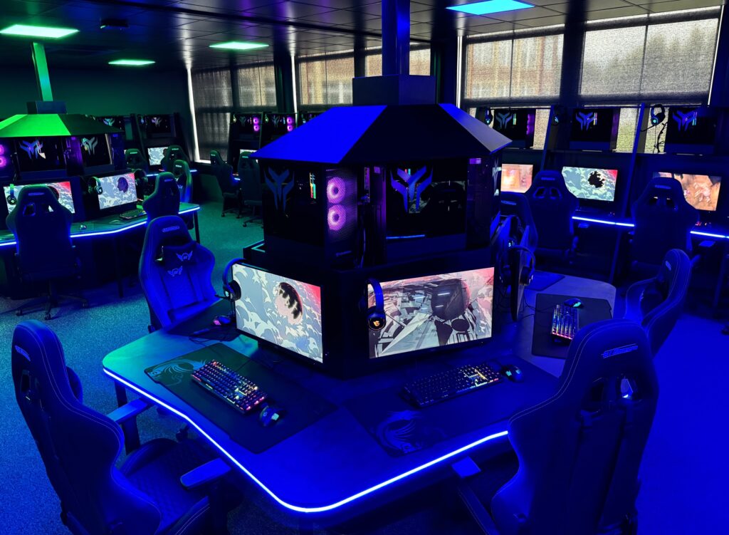 These are the first images of a groundbreaking new £230,000 college Esports arena