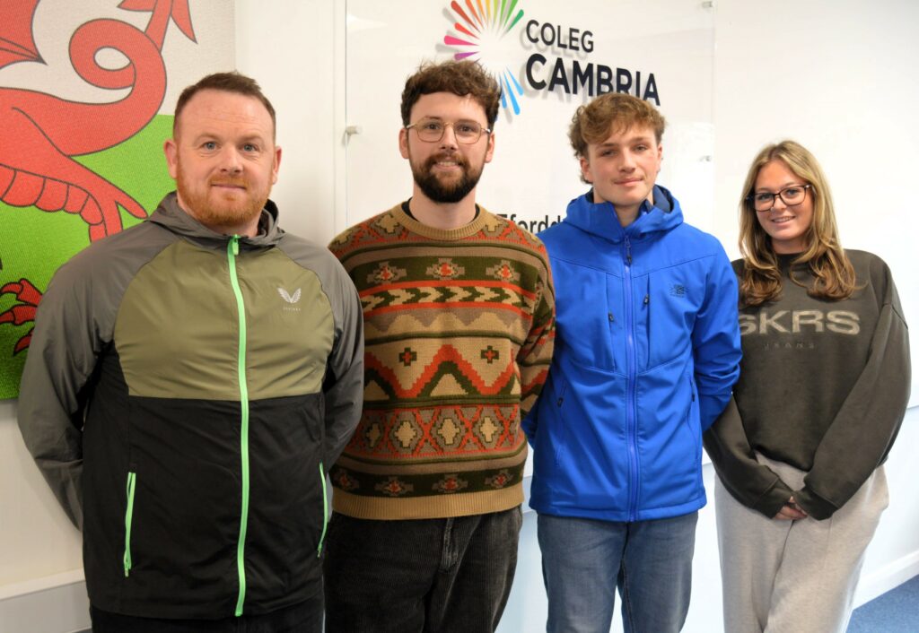 AN INNOVATIVE new apprenticeship programme is building the skills and aspirations of construction workers